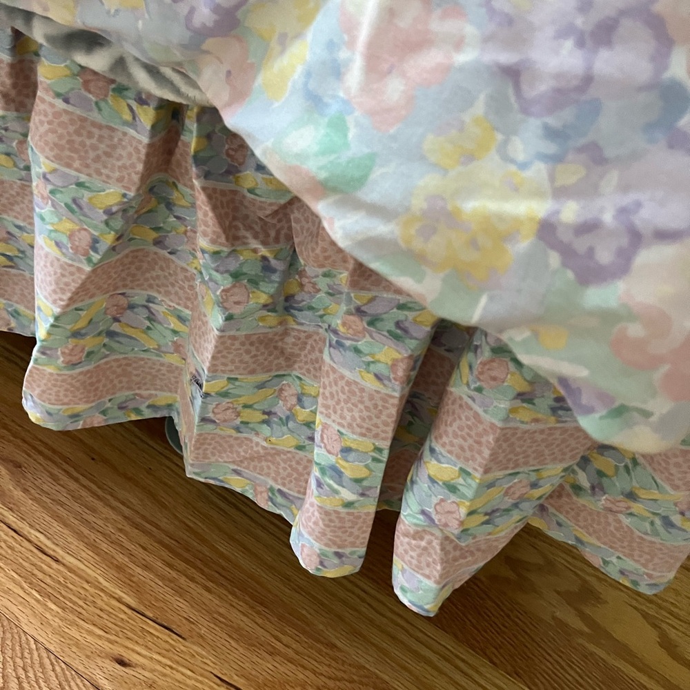 🌻4-piece full size comforter set - Picture 5 of 16